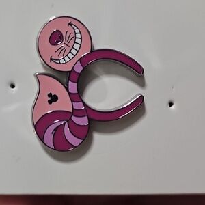 Disneyland Parks 2025 Hidden Disney Mistery Pouch - Cheshire Cat Minnie Ears